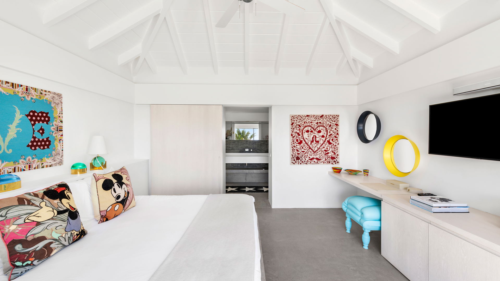 BEDROOM 6