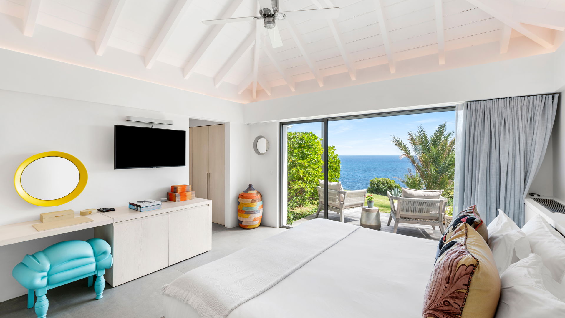 BEDROOM 6