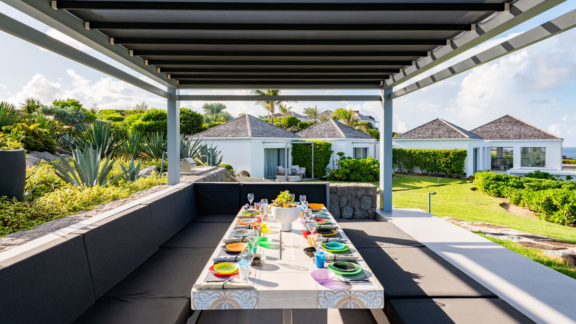 DINING AREAS