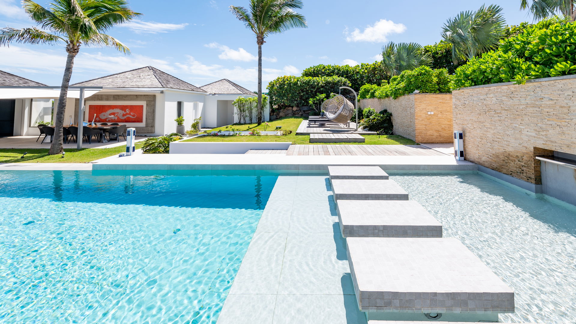 POOL 1 & TERRACE