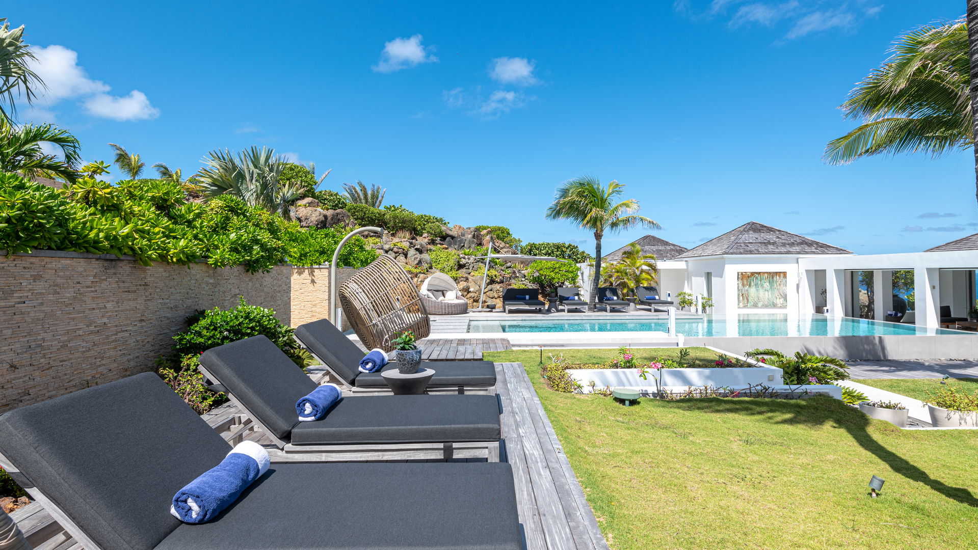 POOL 1 & TERRACE