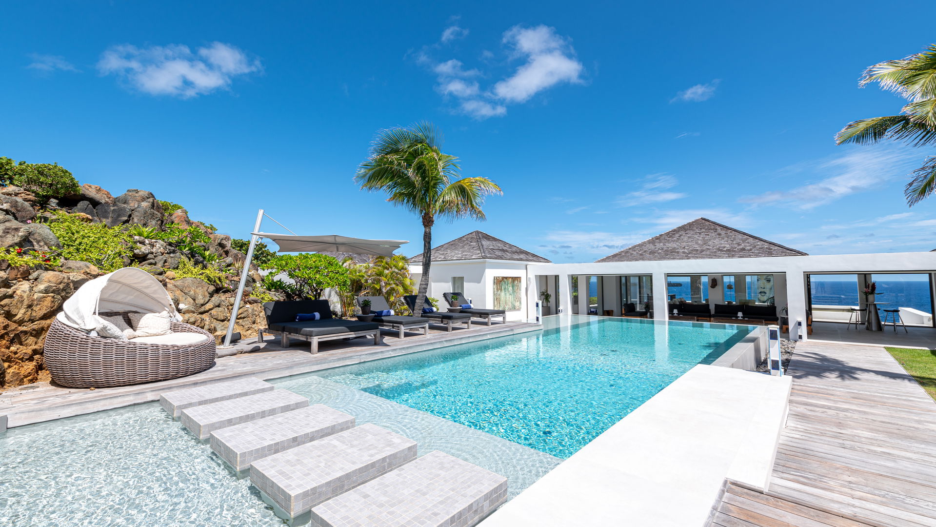 POOL 1 & TERRACE