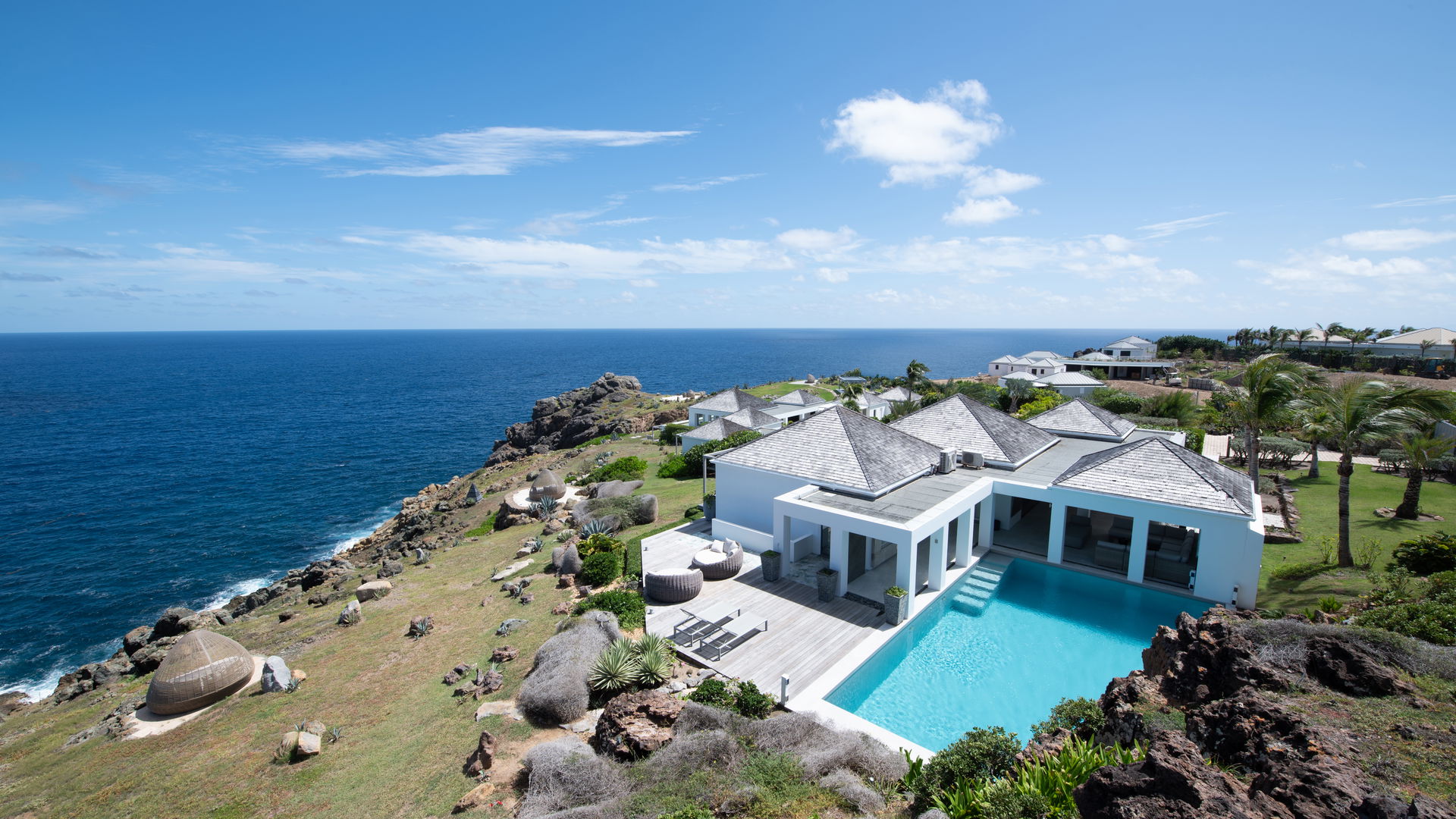 POOL 2 & TERRACE