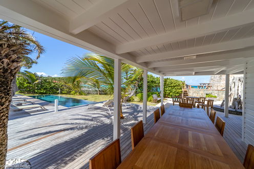 VILLA LE MOULIN KITCHEN & DINING AREA 8
