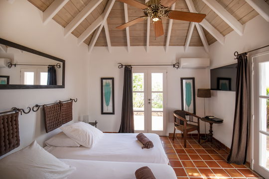 VILLA PASHA BEDROOM3 2