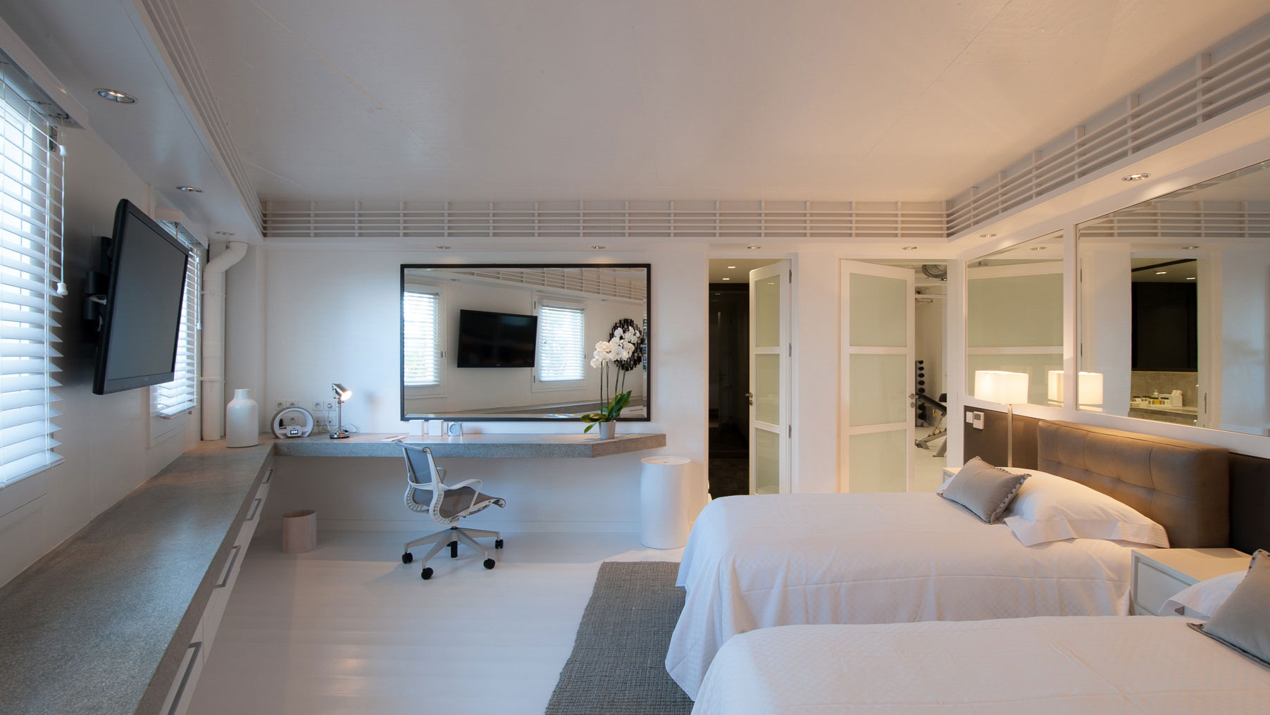 BEDROOM 5