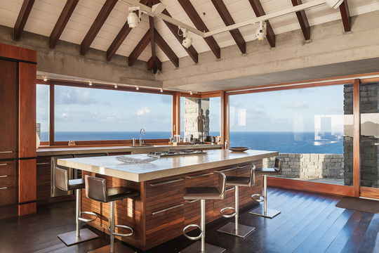 VILLA LA DANSE DES ETOILES KITCHEN & DINING AREA 4