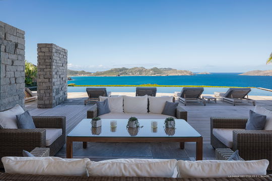 VILLA LA DANSE DES ETOILES OUTDOOR LOUNGE 2