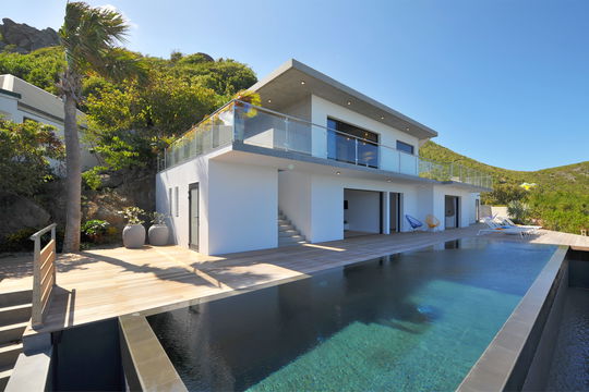VILLA ERANOS POOL & TERRACE 1