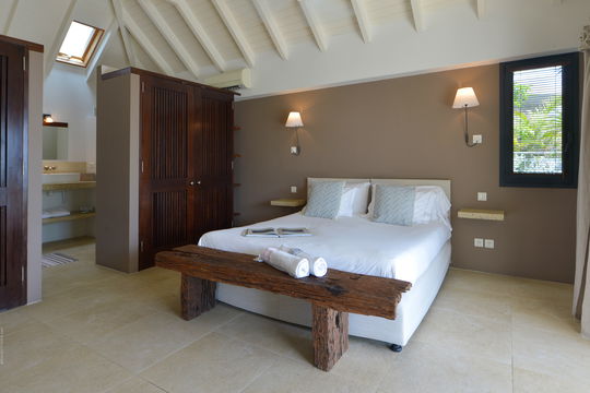 VILLA JALI BEDROOM1 3