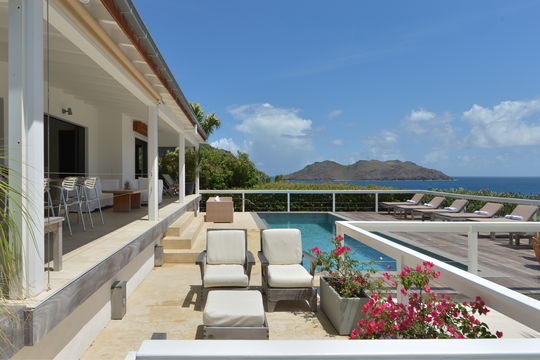 VILLA JALI OUTDOOR LOUNGE AREA 6