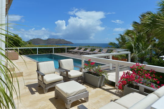 VILLA JALI OUTDOOR LOUNGE AREA 7