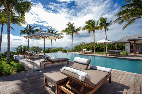 VILLA BLANC BLEU POOL & TERRACE 10