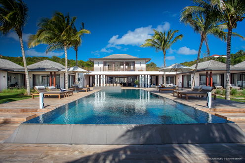 VILLA BLANC BLEU POOL & TERRACE 3