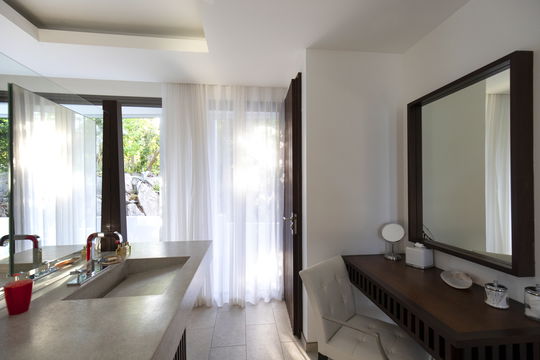 VILLA PALM SPRINGS BEDROOM1 6