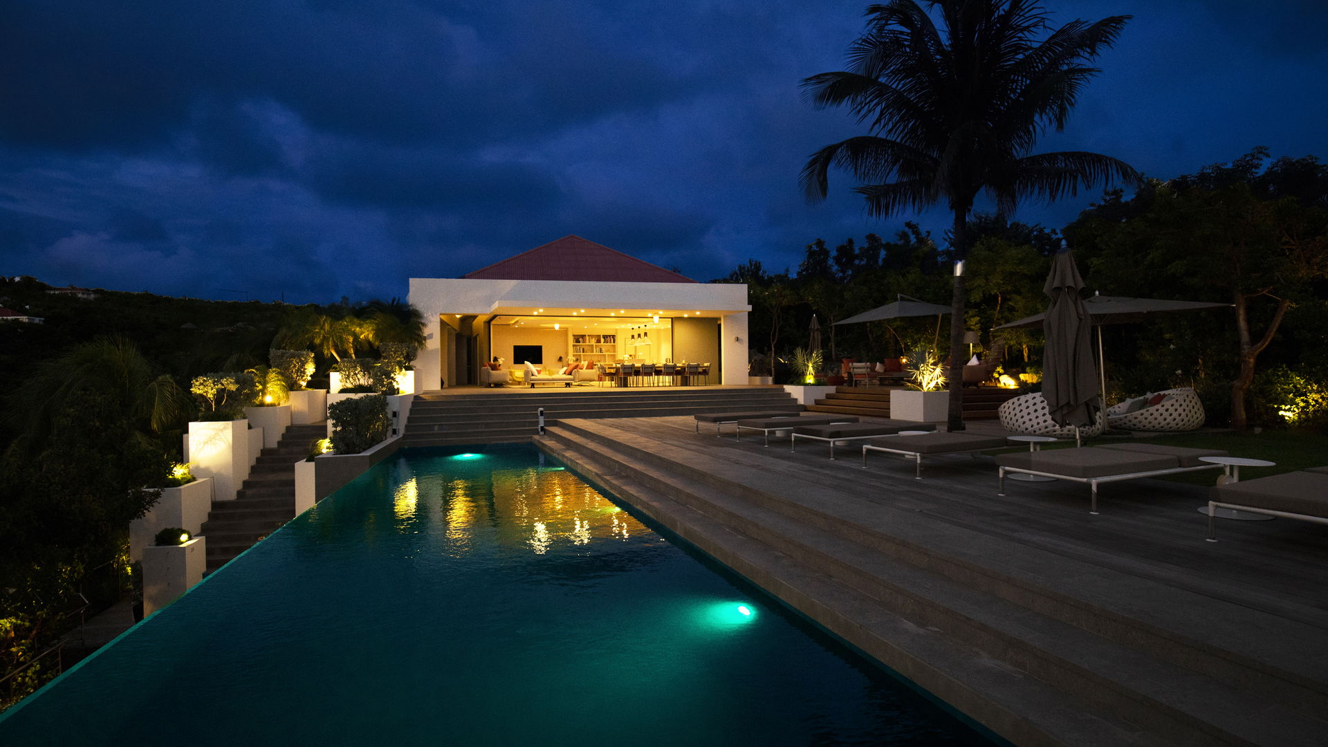 BY NIGHT