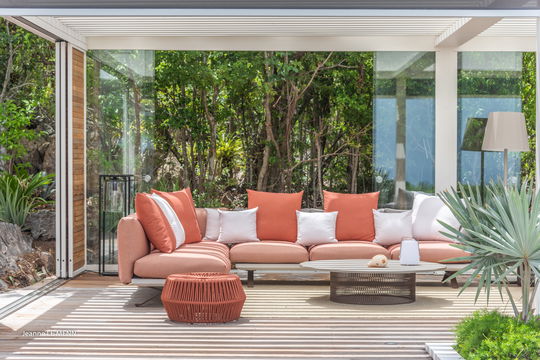 VILLA PALM SPRINGS OUTDOOR LOUNGE AREA 2