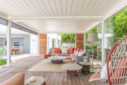 VILLA PALM SPRINGS OUTDOOR LOUNGE AREA 6