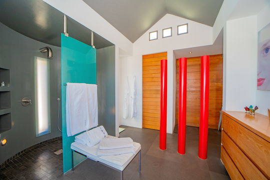 VILLA NIRVANA BEDROOM1 10