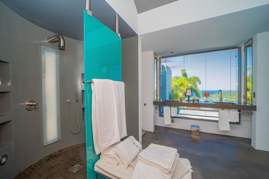 VILLA NIRVANA BEDROOM2 11