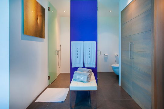 VILLA NIRVANA BEDROOM4 8