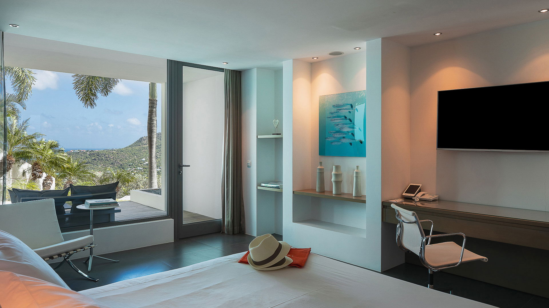 BEDROOM 5