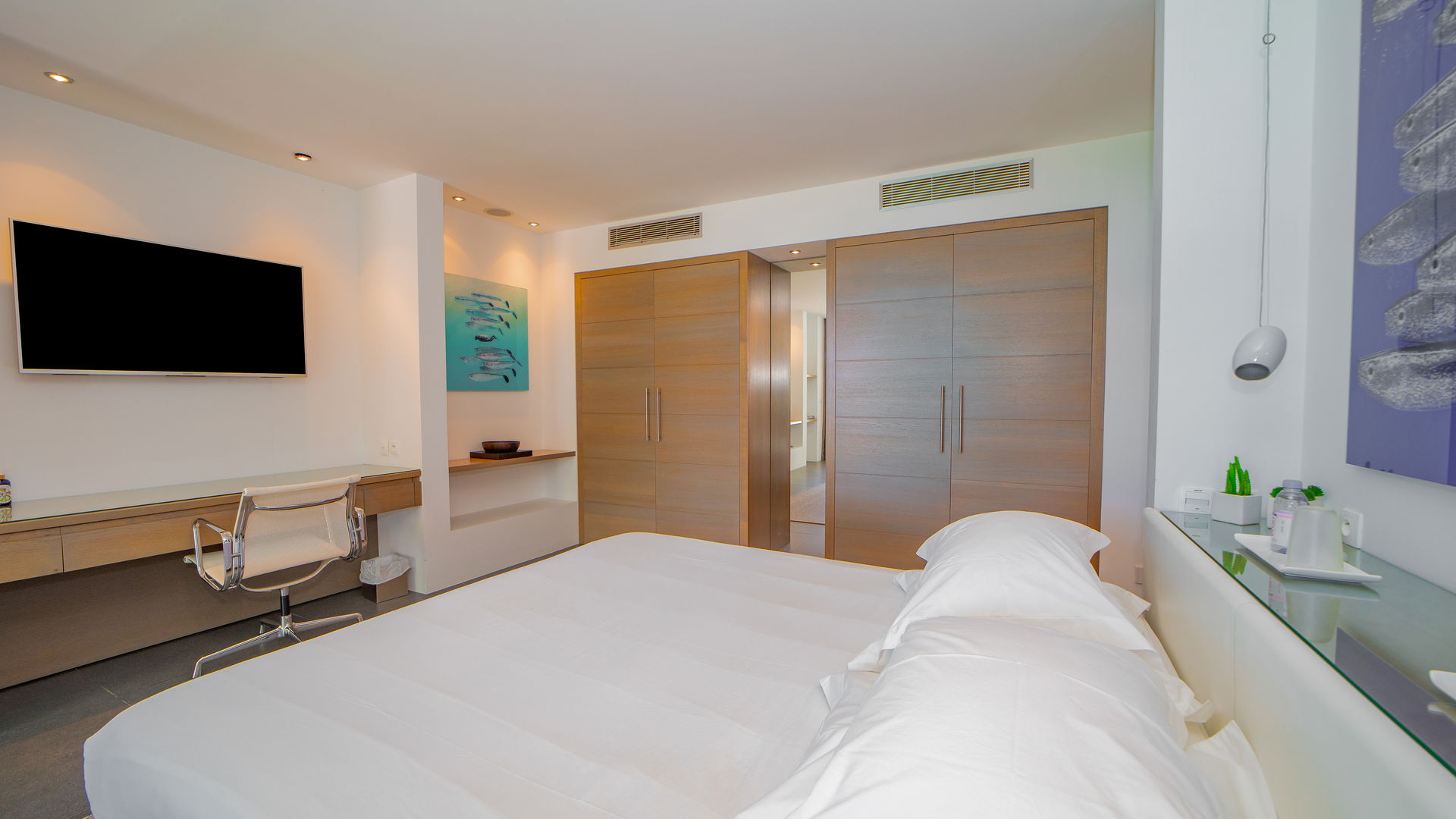 BEDROOM 5