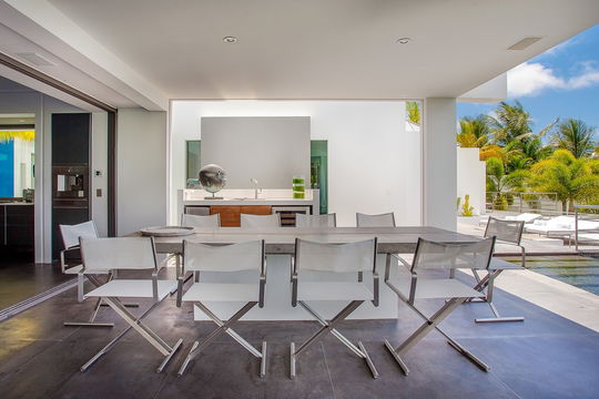 VILLA NIRVANA DINING AREA 9