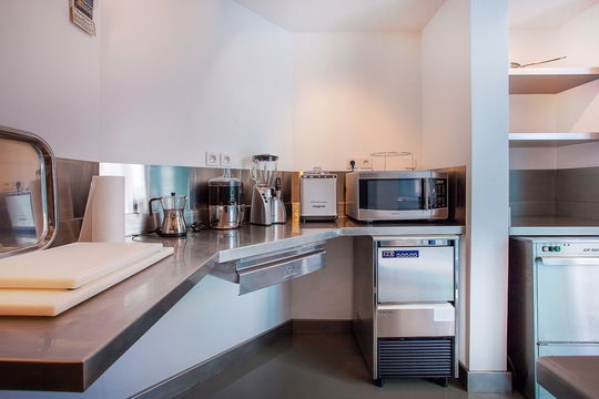 VILLA NIRVANA KITCHEN 7