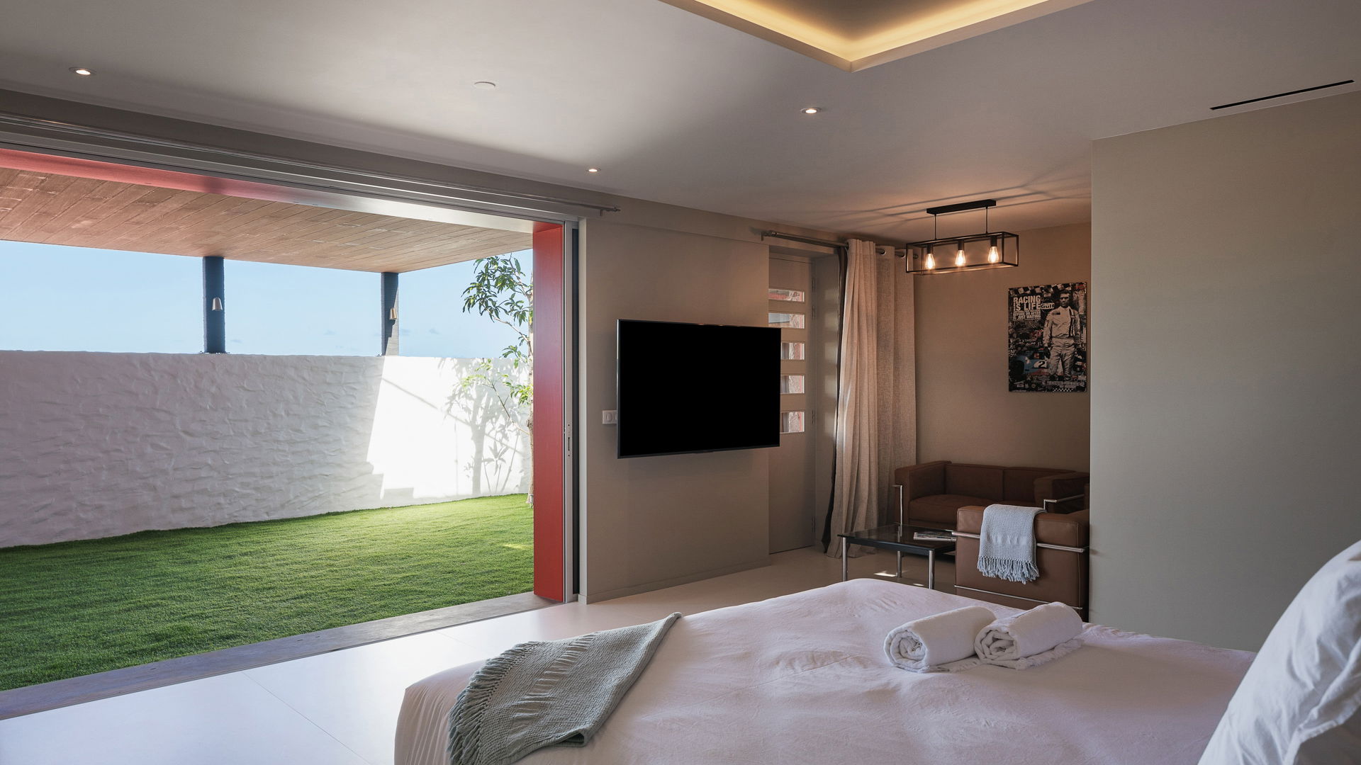 BEDROOM 5