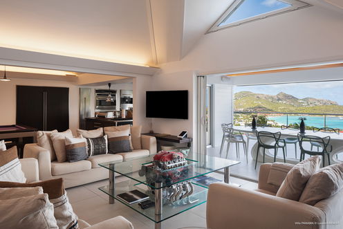 VILLA PANAMA LIVING AREA 1