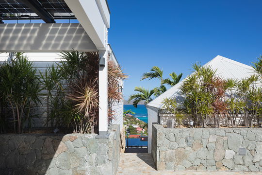 VILLA PANAMA OUTDOORS 1