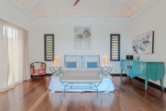 VILLA MAISON ROUGE BEDROOM1 1
