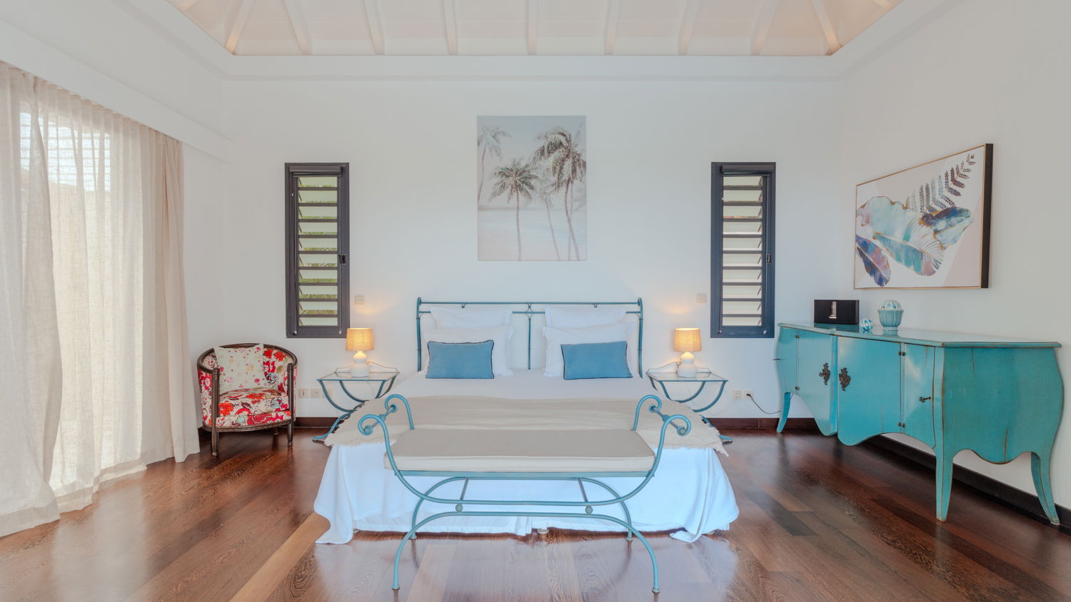 BEDROOM 1