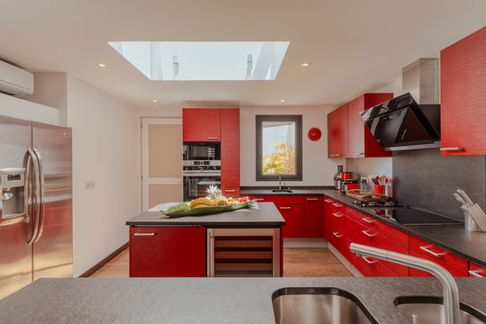 VILLA MAISON ROUGE KITCHEN & DINING AREA 6