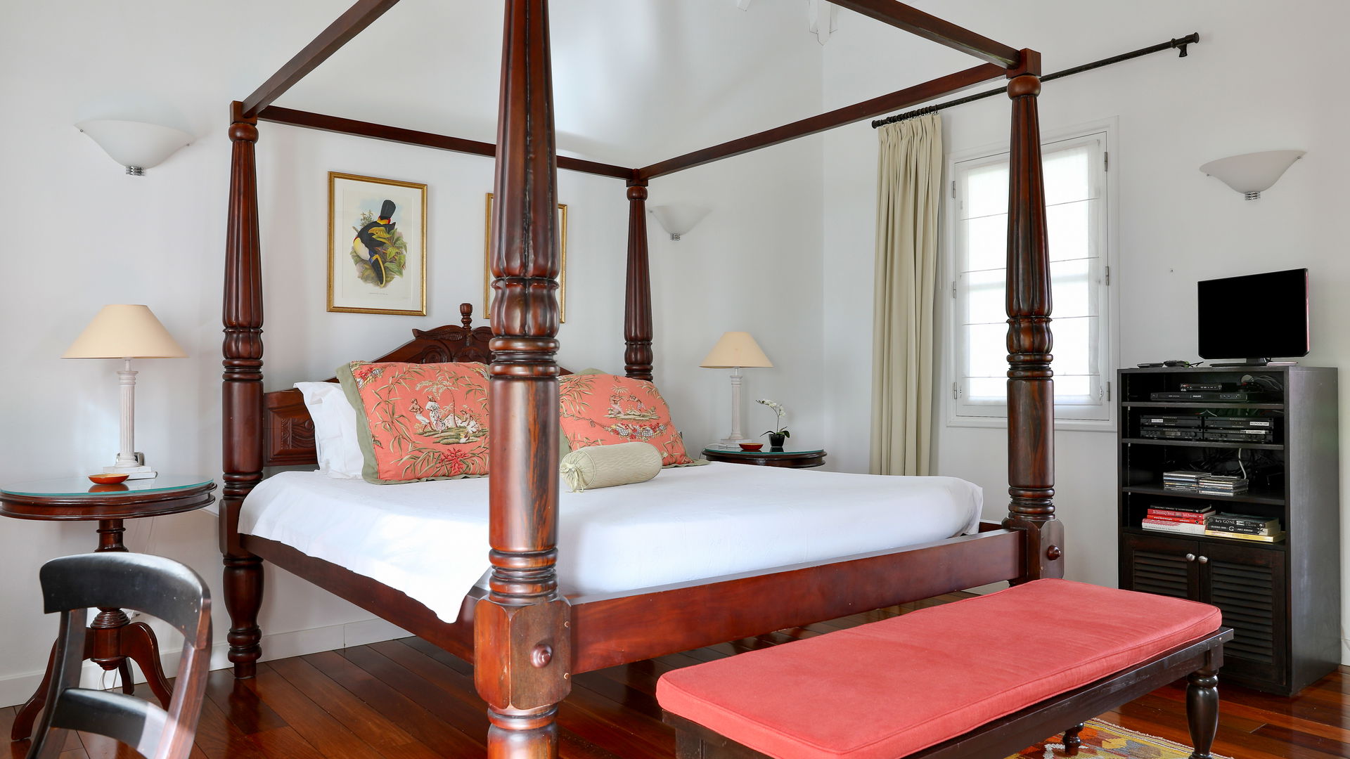 BEDROOM 4