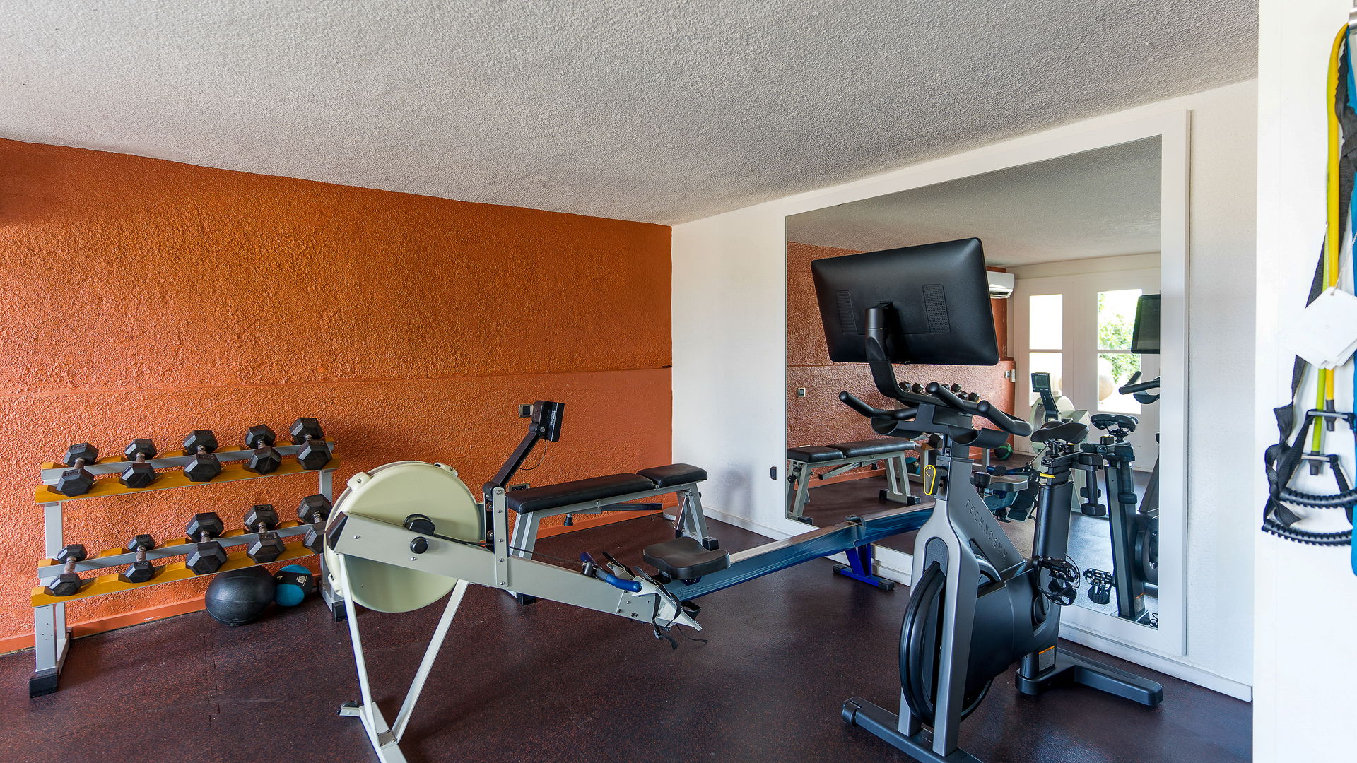 FITNESS AREA