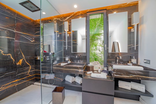 VILLA NEO BEDROOM2 12
