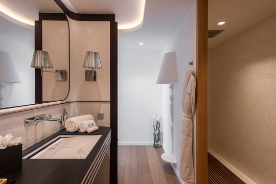 VILLA NEO BEDROOM4 10