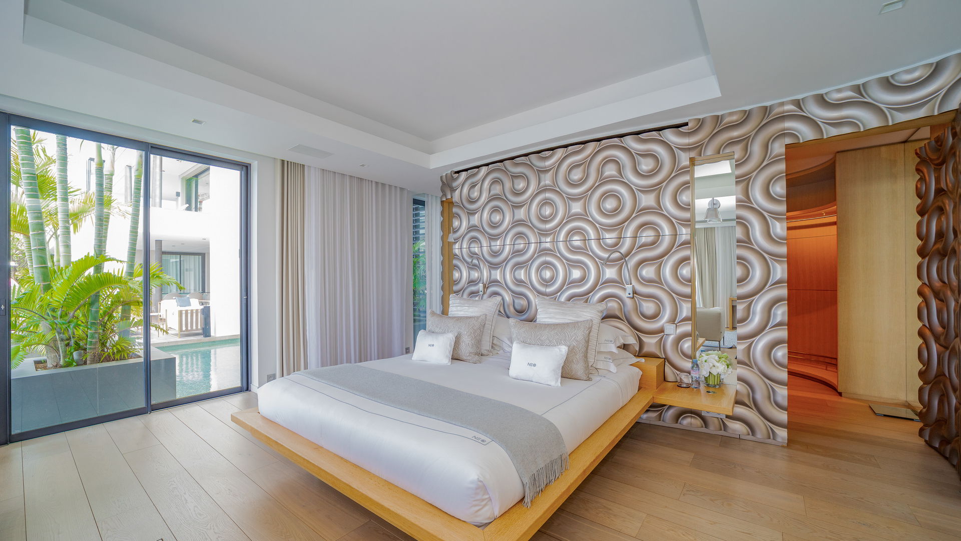 BEDROOM 5