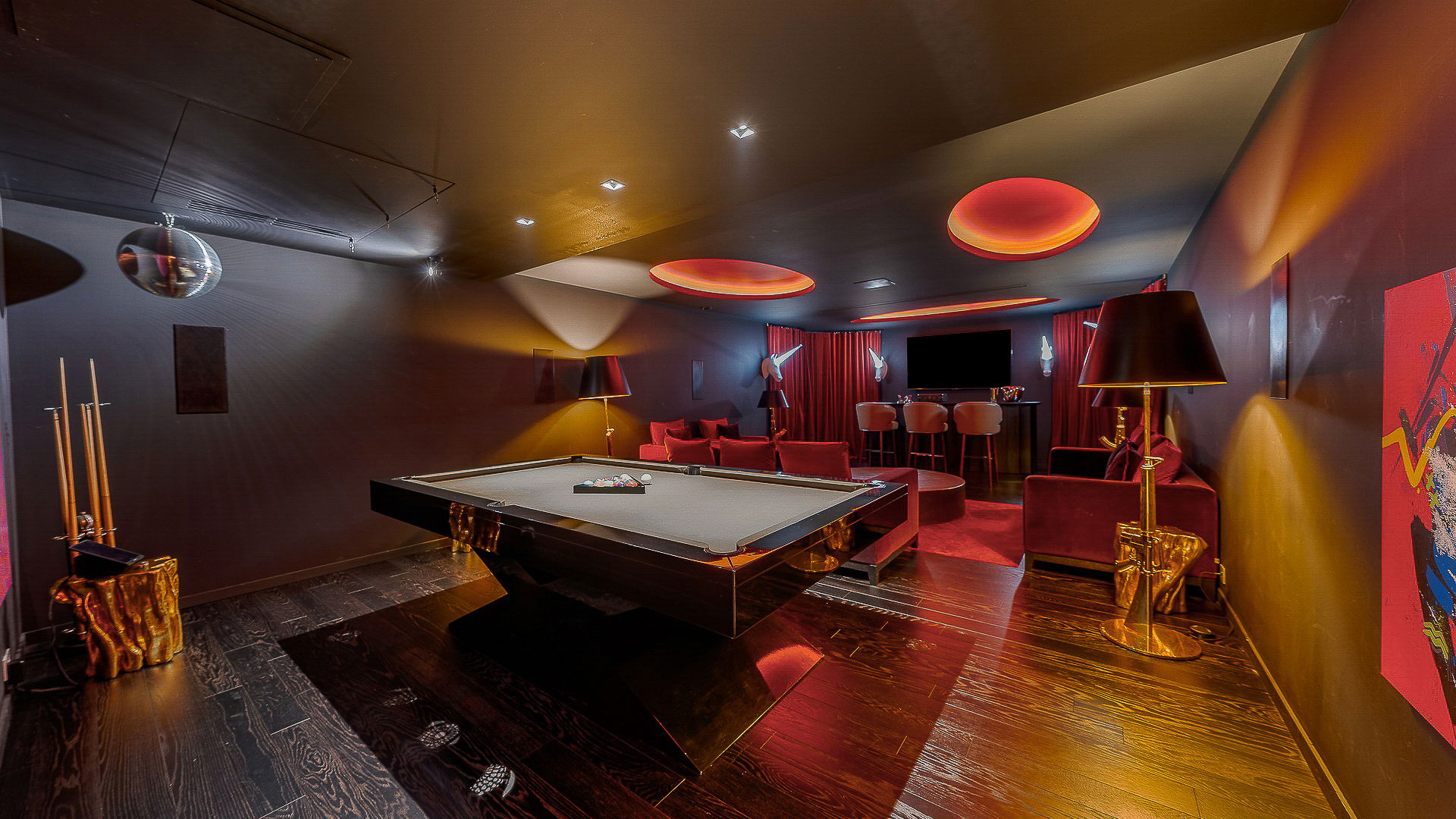 CINEMA ROOM