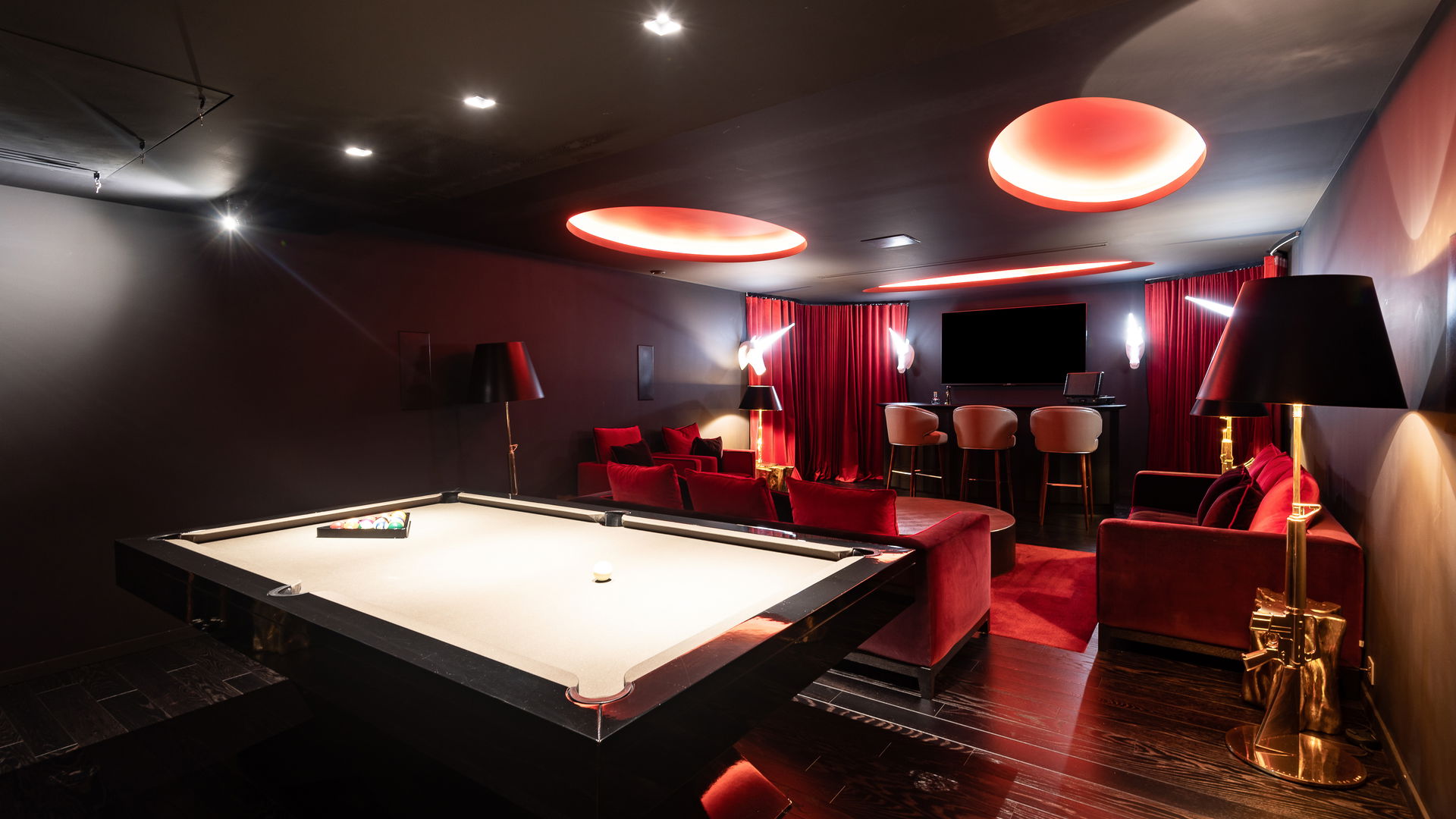 CINEMA ROOM