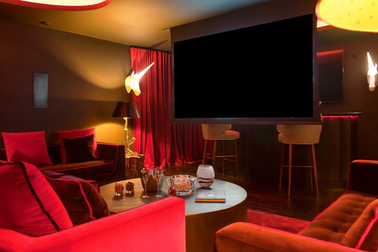VILLA NEO CINEMA ROOM 8
