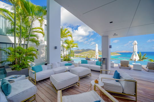 VILLA NEO OUTDOOR LOUNGE AREA 3