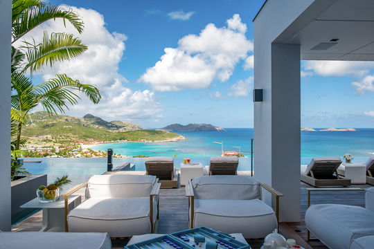 VILLA NEO OUTDOOR LOUNGE AREA 5