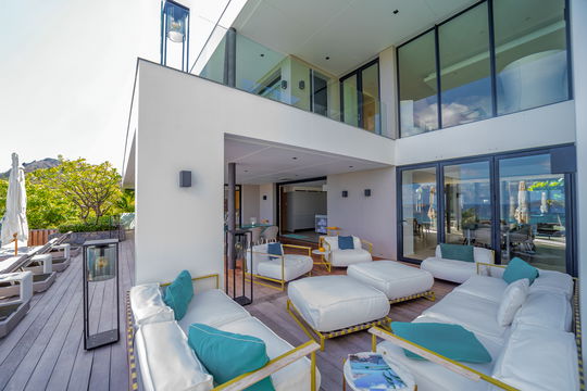 VILLA NEO OUTDOOR LOUNGE AREA 7