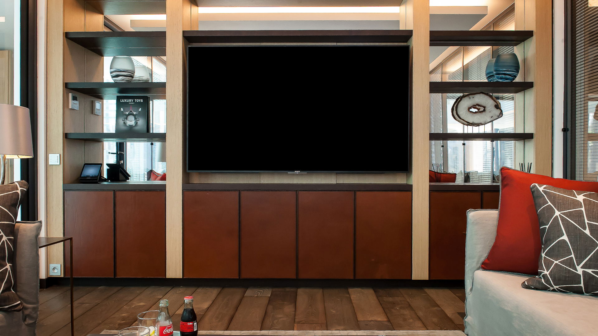 TV ROOM