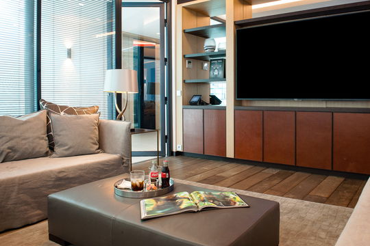 VILLA NEO TV ROOM 8