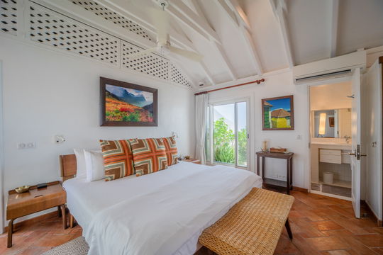 VILLA CAP AU VENT BEDROOM1 4