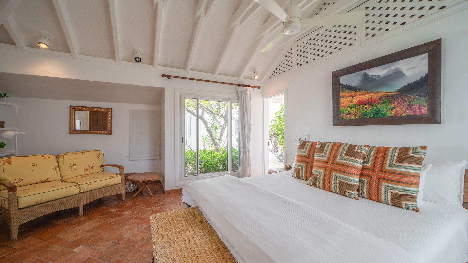 BEDROOM 1